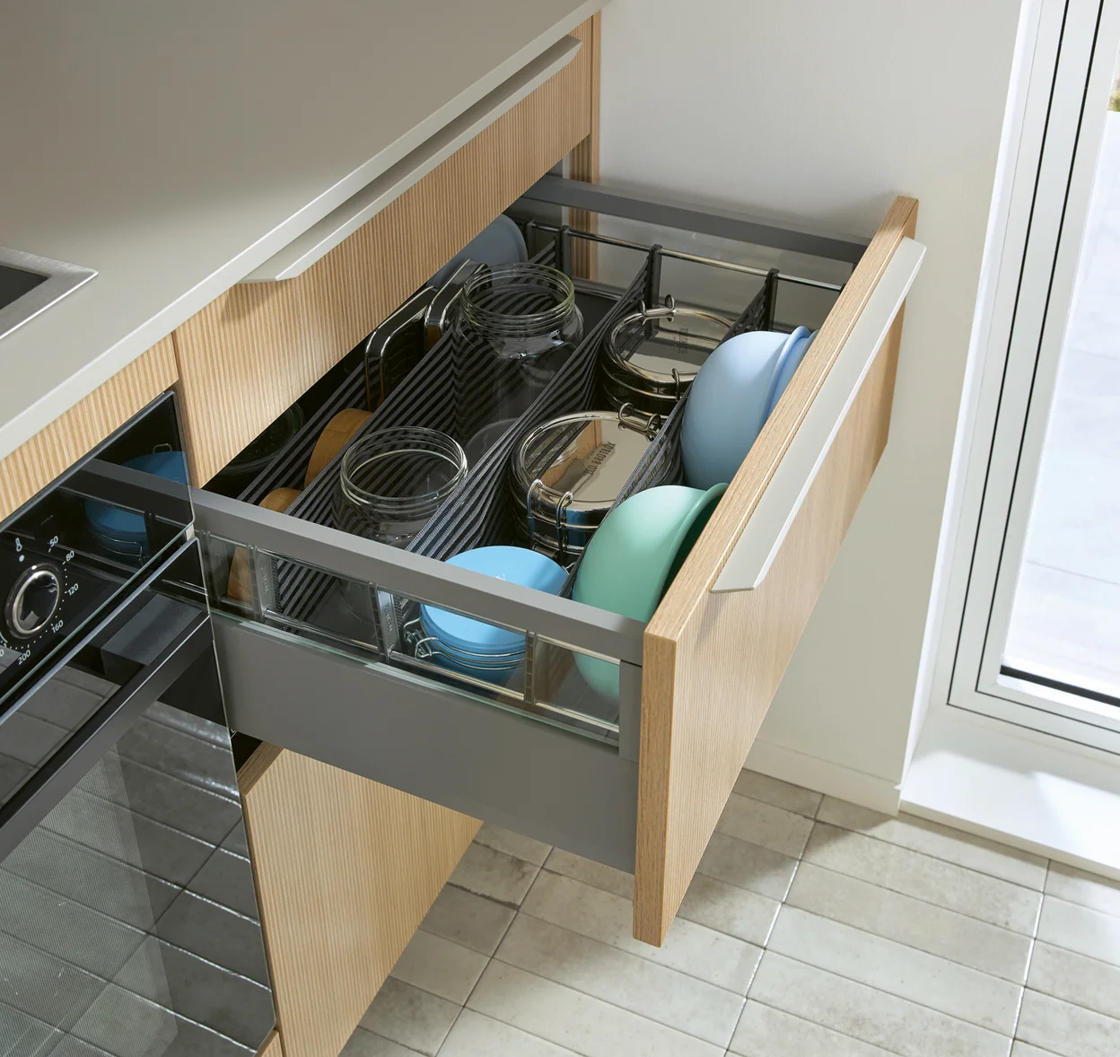 organisation system for containers in the kitchen