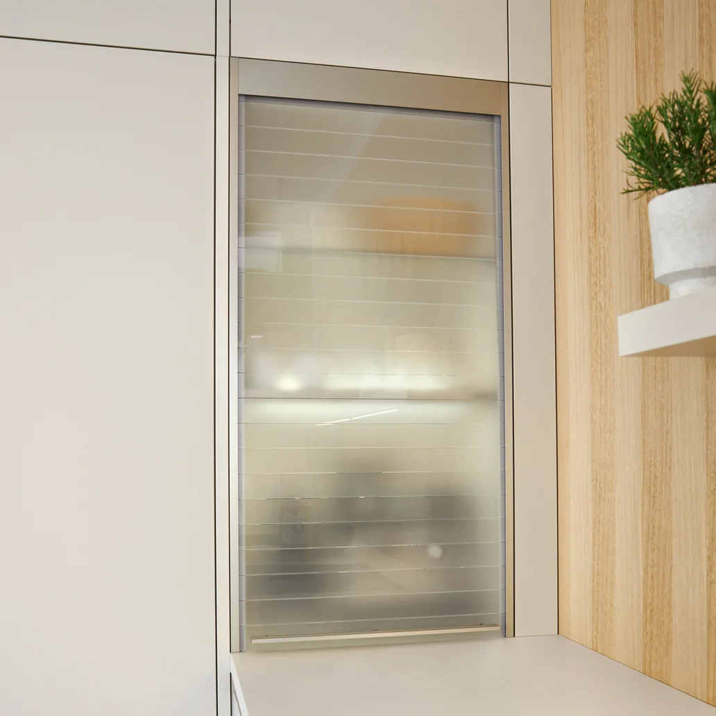 Jalousienschrank
