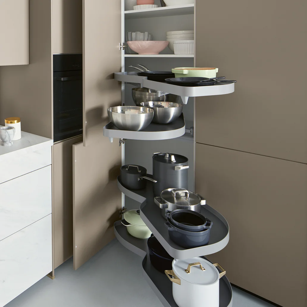 Pull-out drawers